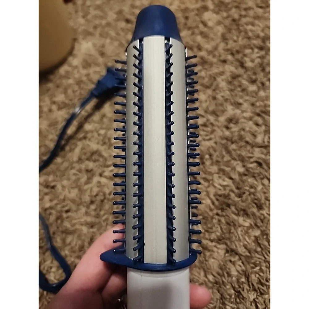 Helen of Troy Salon Edition 1 1/2 Inch Professional‎ Brush Iron SE1514